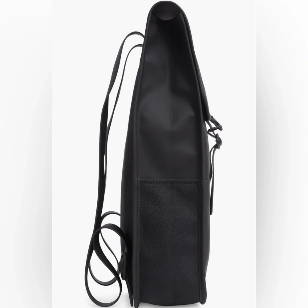 NWT Rains waterproof backpack in black